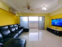 Blk 327 Jurong East Street 31 (Jurong East), HDB Executive #458035321
